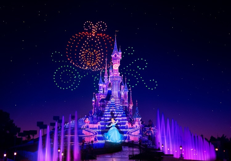 Disney Electrical Sky Parade — Parque Disneyland, Disneyland Paris