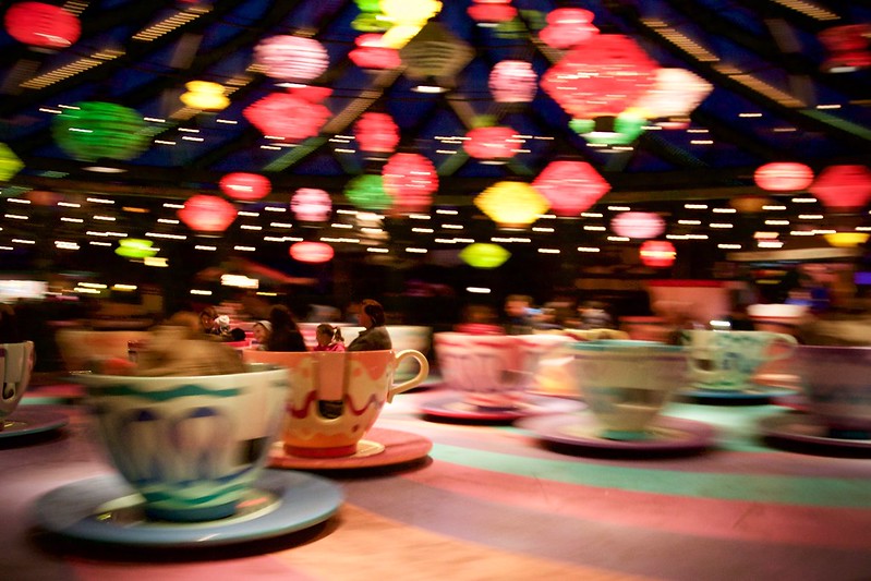 Mad Hatter’s Tea Cups — Parque Disneyland, Disneyland Paris