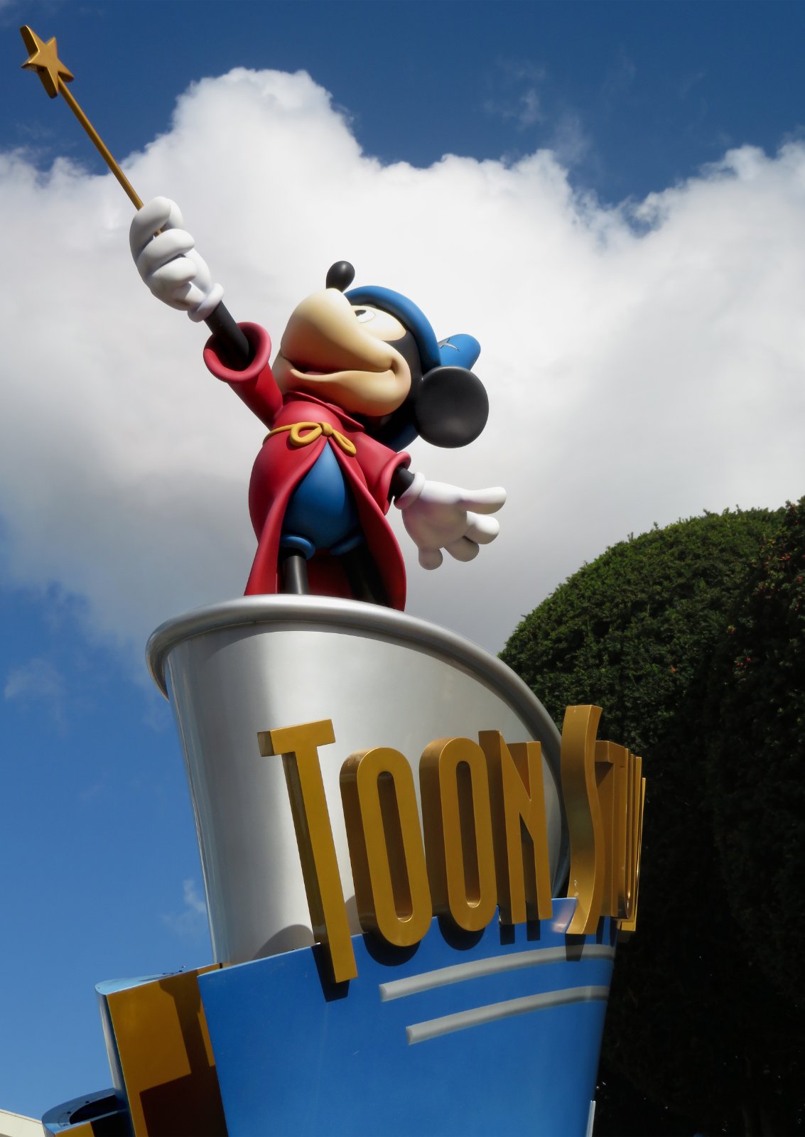 Minnie's Dream Factory