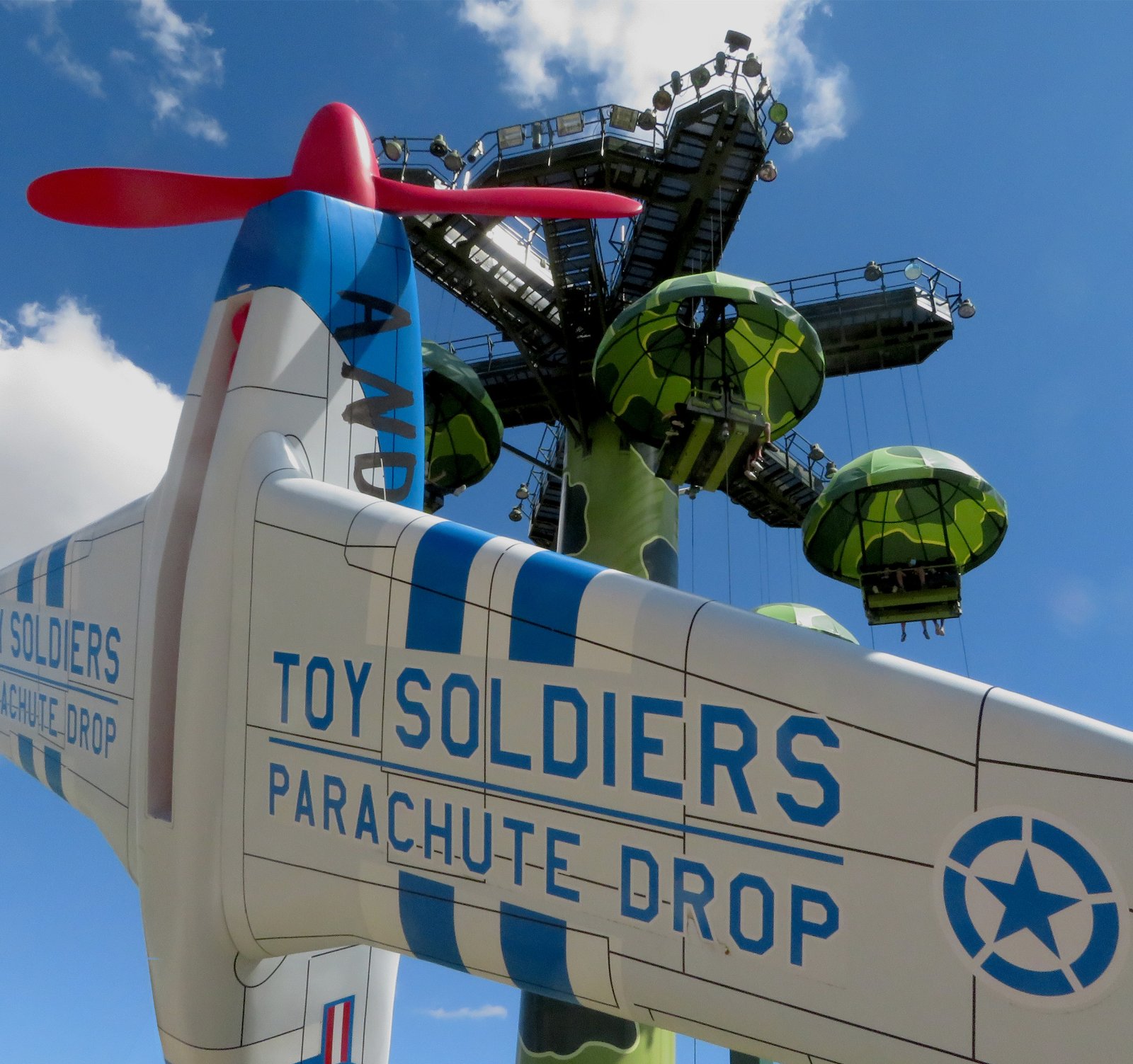 Toy Soldiers Parachute Drop